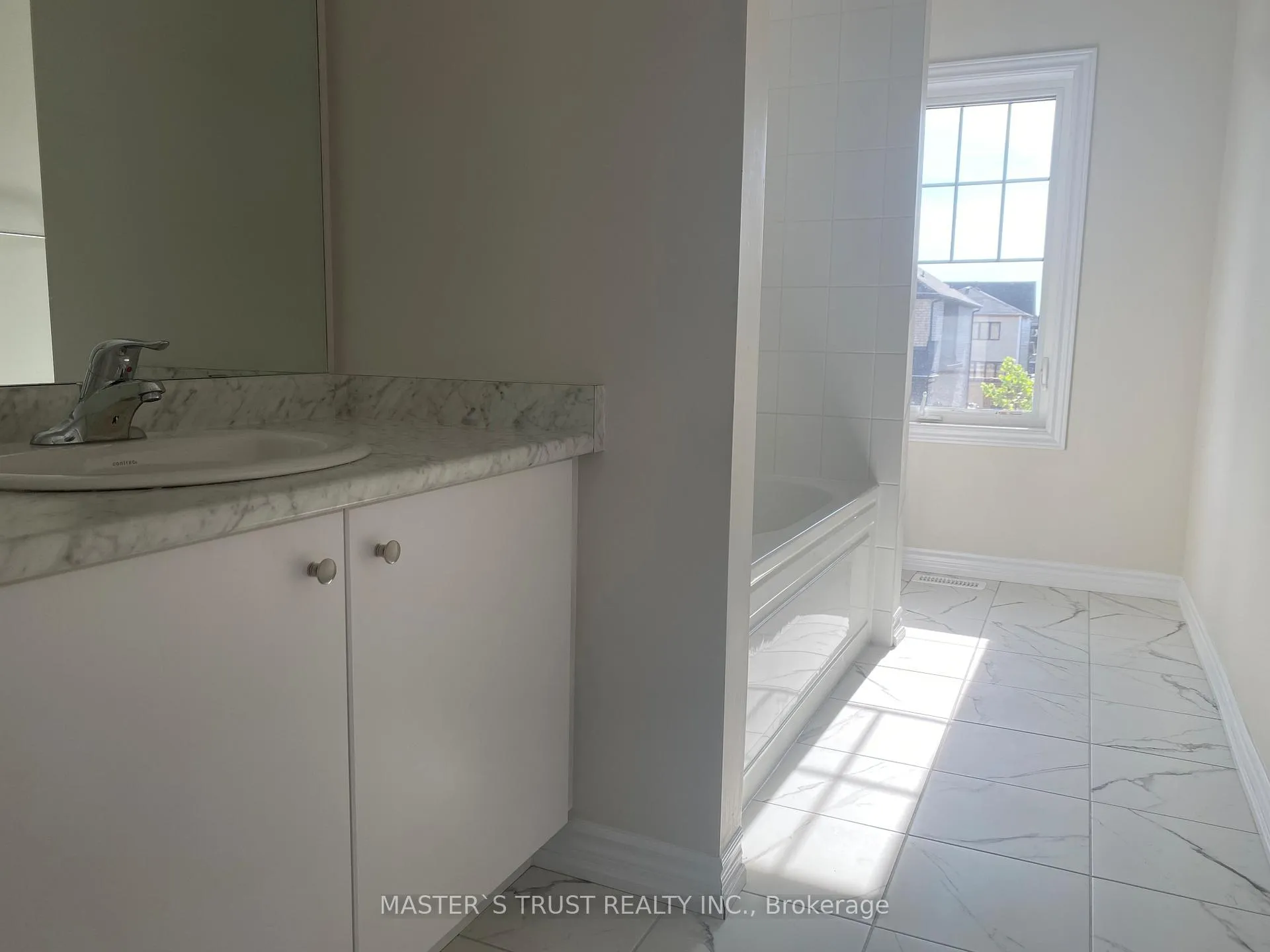 Photo 20 of 11 Victory Drive, Thorold, Rolling Meadows — HOMEH