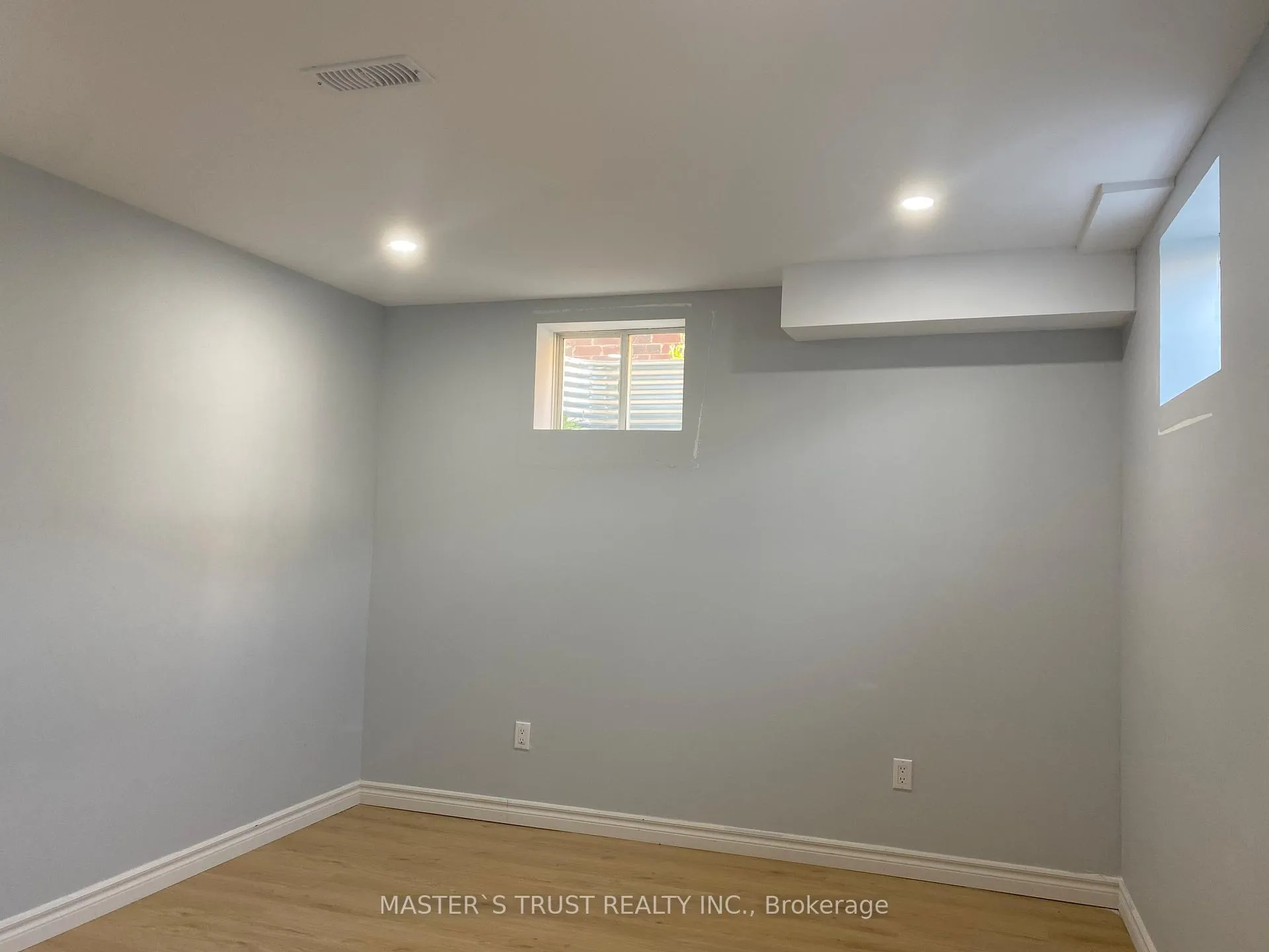 Photo 31 of 11 Victory Drive, Thorold, Rolling Meadows — HOMEH