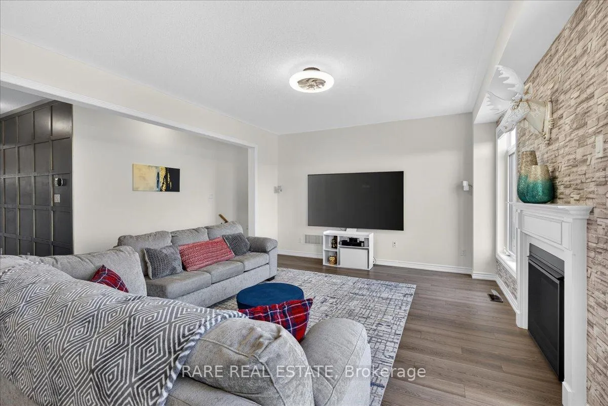 Photo 18 of 211 Lia Drive, Clearview, Stayner — HOMEH