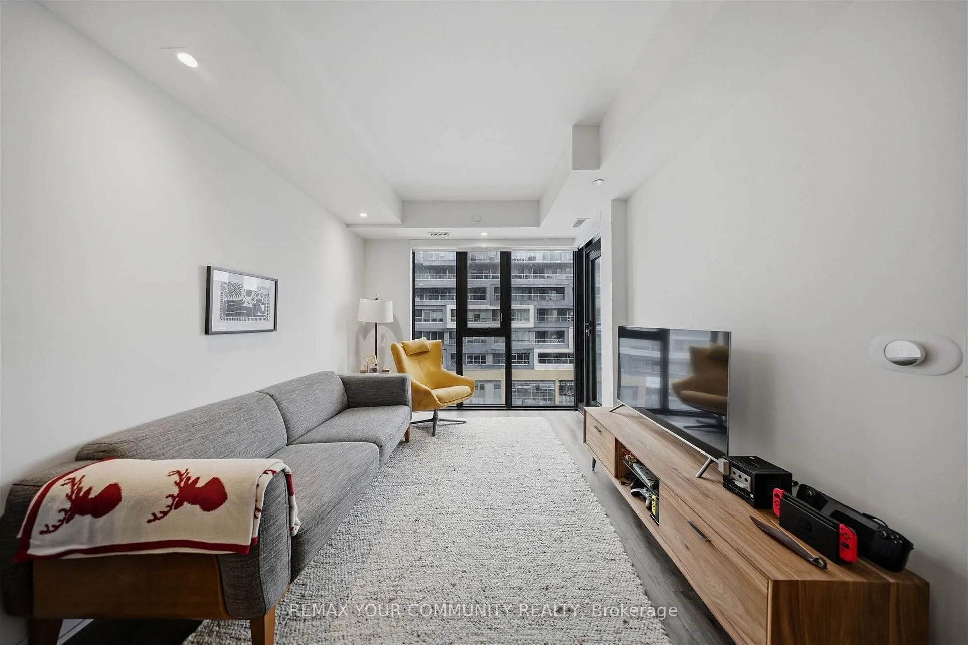 Photo 14 of Unit 515, 840 St Clair Avenue W, Toronto, Oakwood Village — HOMEH