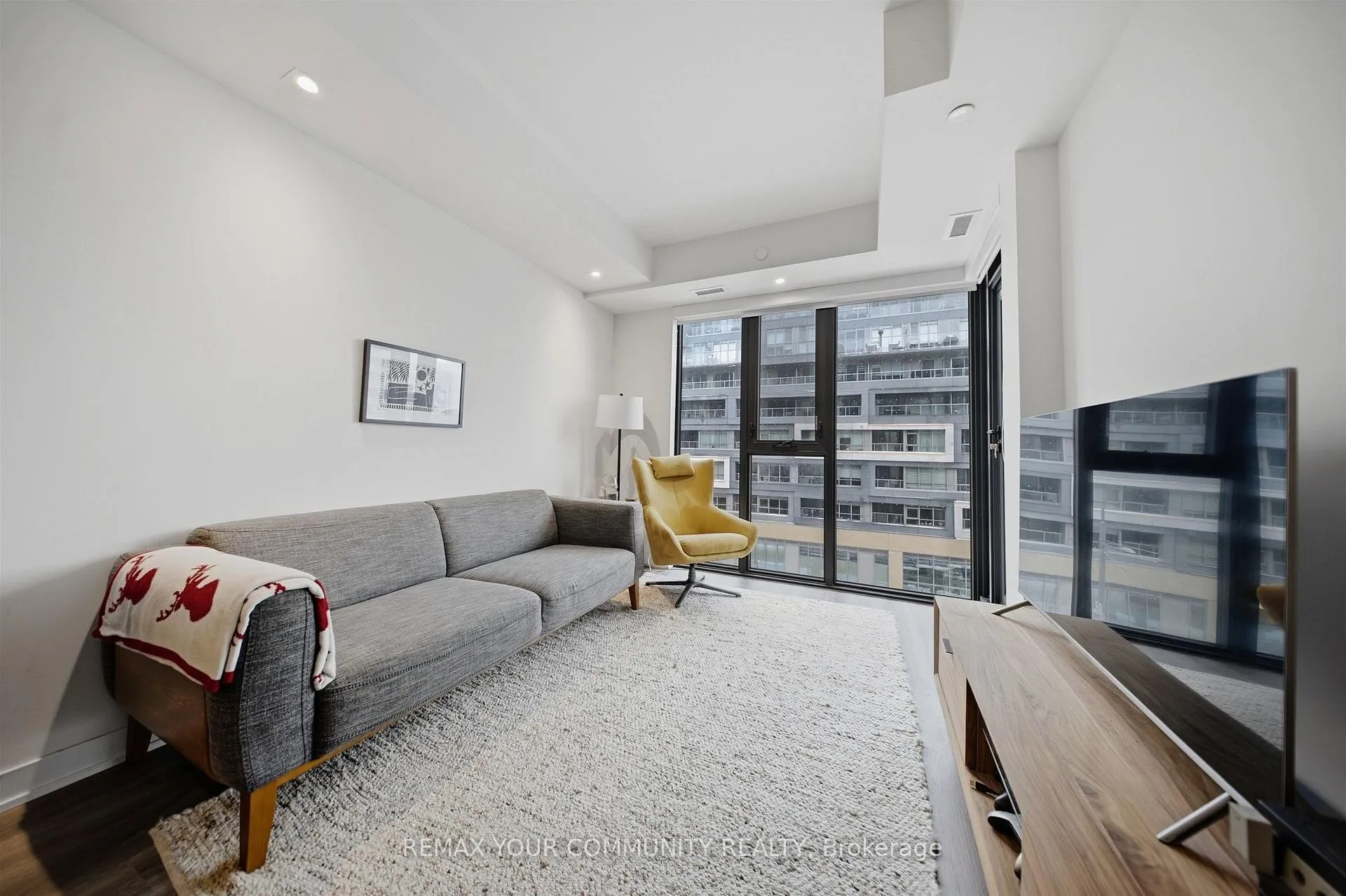 Photo 15 of Unit 515, 840 St Clair Avenue W, Toronto, Oakwood Village — HOMEH