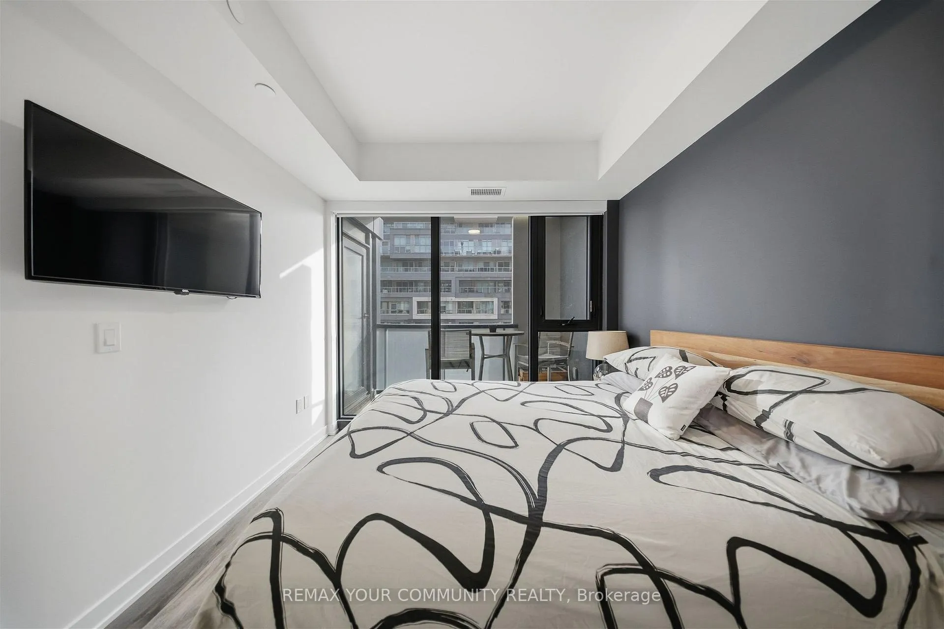 Photo 20 of Unit 515, 840 St Clair Avenue W, Toronto, Oakwood Village — HOMEH