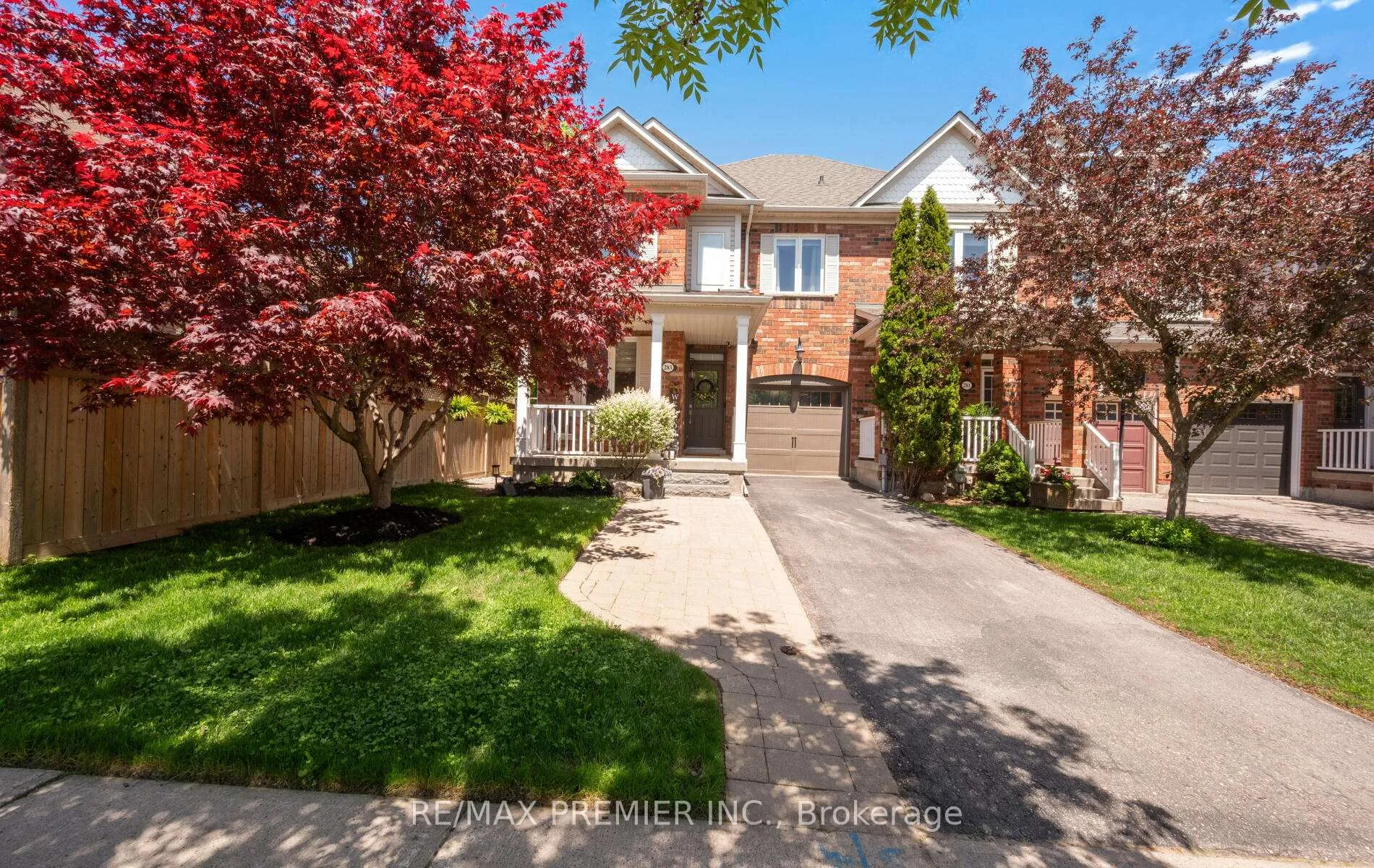 Photo 1 of 283 Kirkvalley Crescent, Aurora, Bayview Wellington — HOMEH