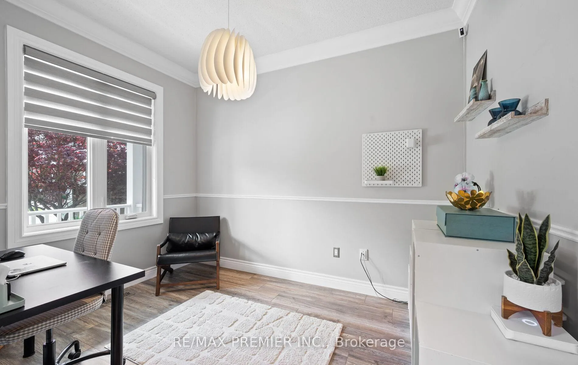 Photo 18 of 283 Kirkvalley Crescent, Aurora, Bayview Wellington — HOMEH
