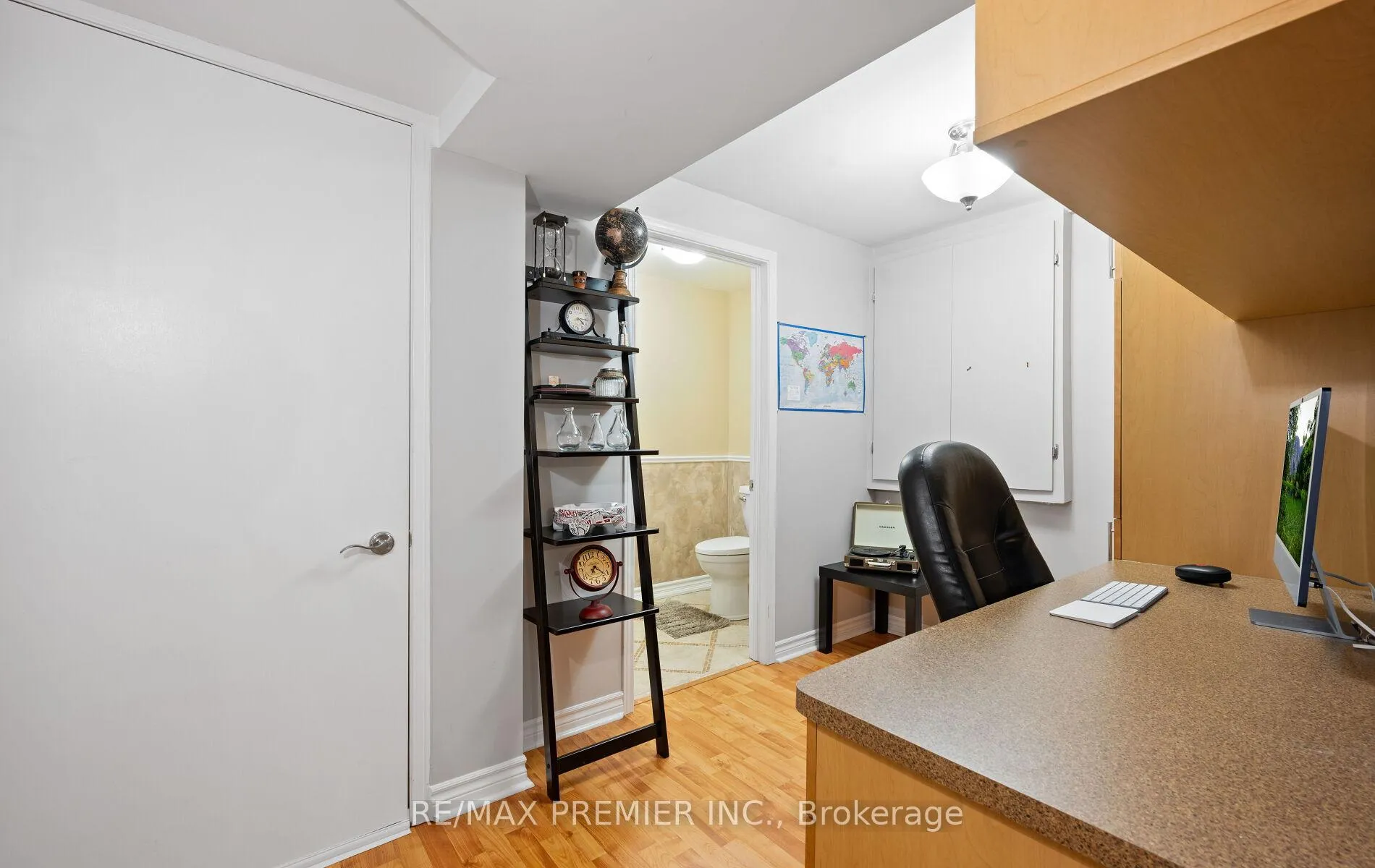 Photo 34 of 283 Kirkvalley Crescent, Aurora, Bayview Wellington — HOMEH
