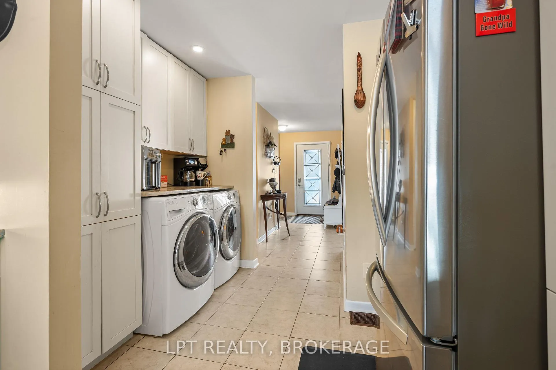 Photo 17 of 31 Acorn Lane, Frontenac, Frontenac South — HOMEH