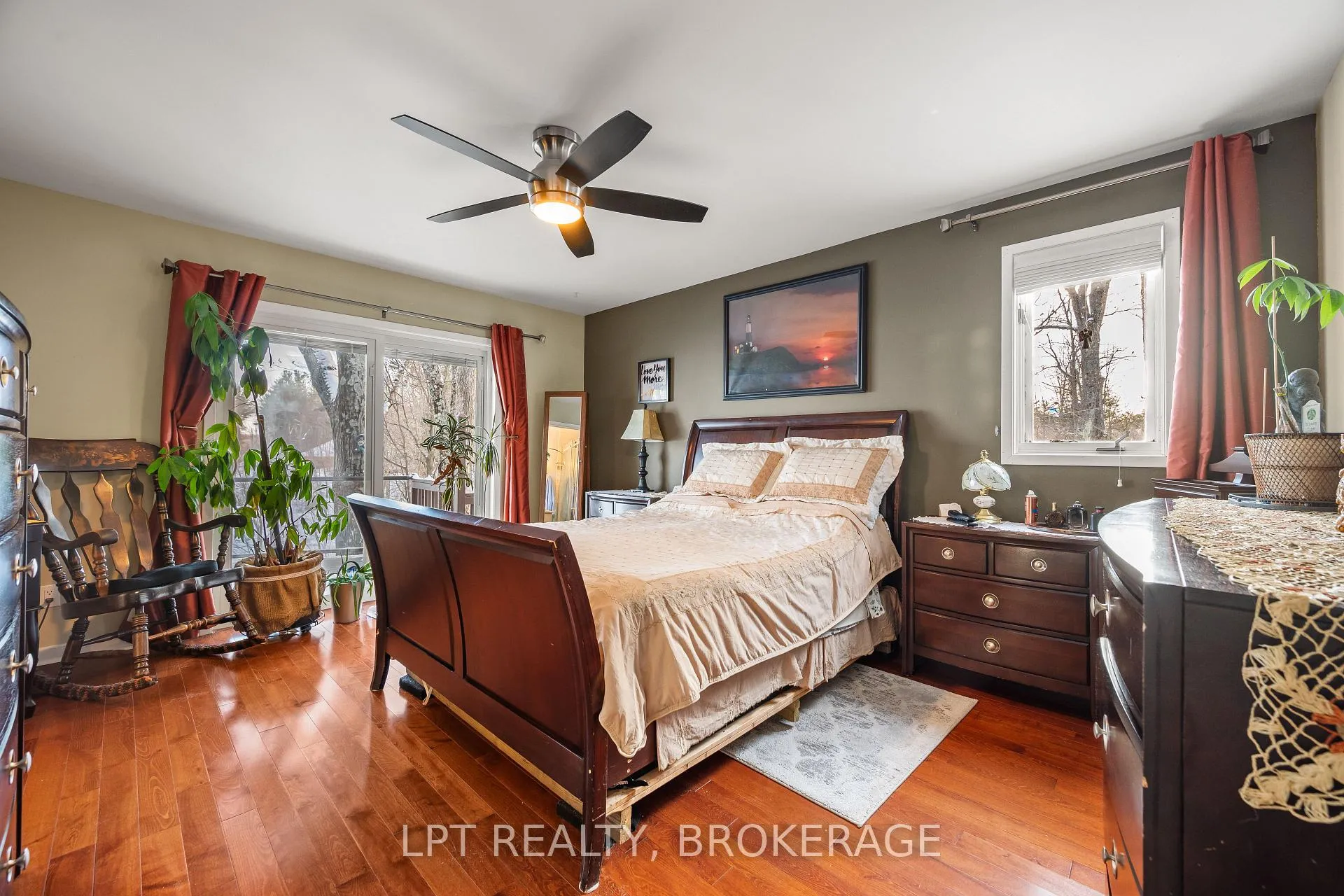 Photo 25 of 31 Acorn Lane, Frontenac, Frontenac South — HOMEH