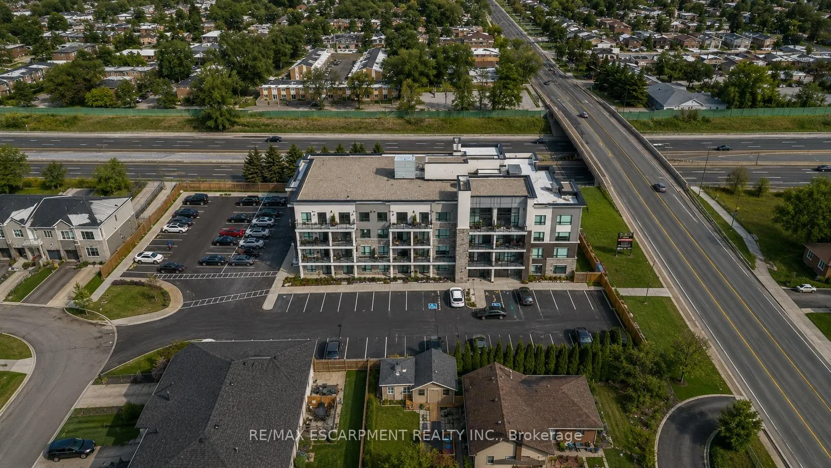 Photo 2 of Unit 104, 120 Springvalley Crescent, Hamilton, Gourley — HOMEH