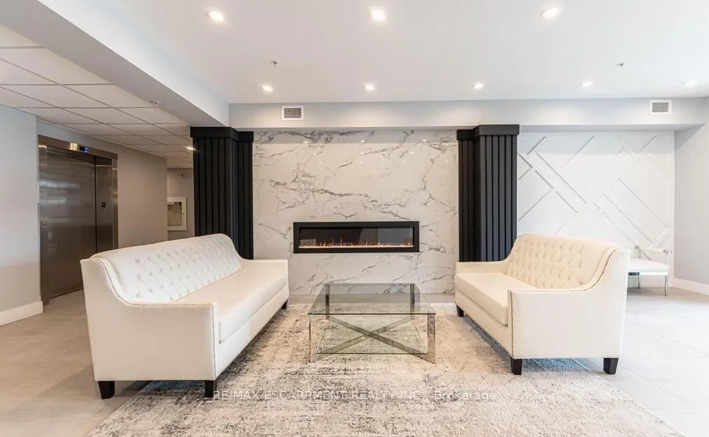 Photo 4 of Unit 104, 120 Springvalley Crescent, Hamilton, Gourley — HOMEH