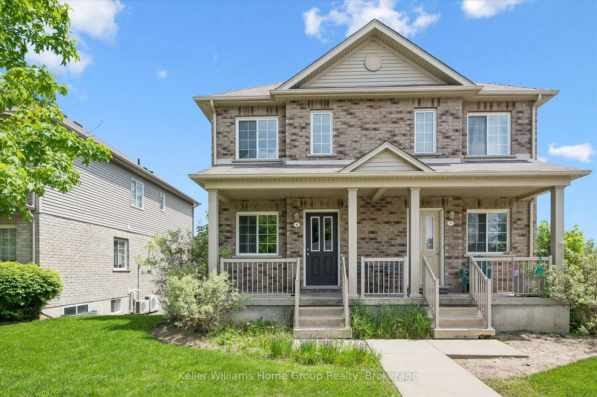 Front of Unit 3, 35 Mountford Drive