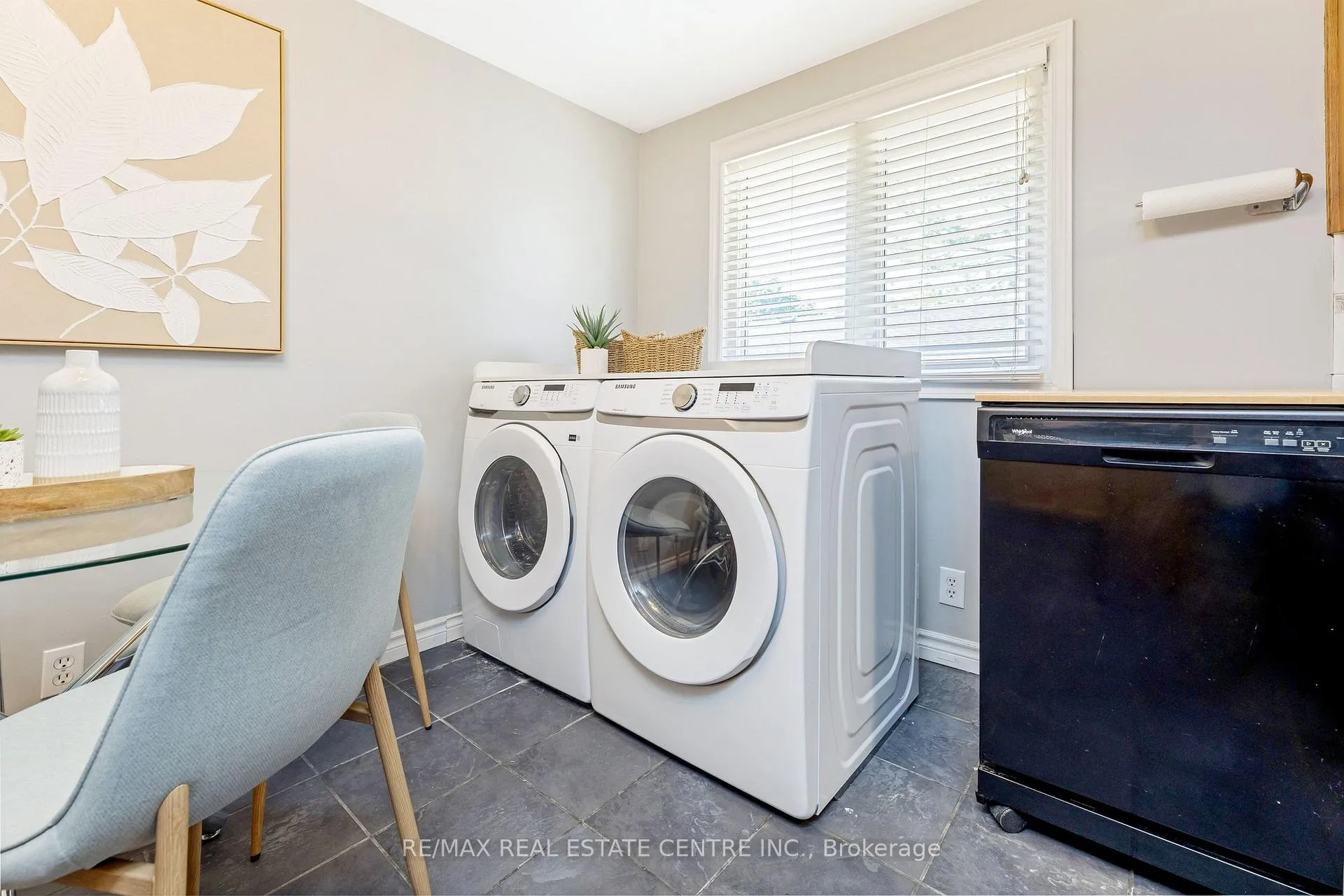 Photo 17 of 12 Selkirk Court, Kitchener — HOMEH