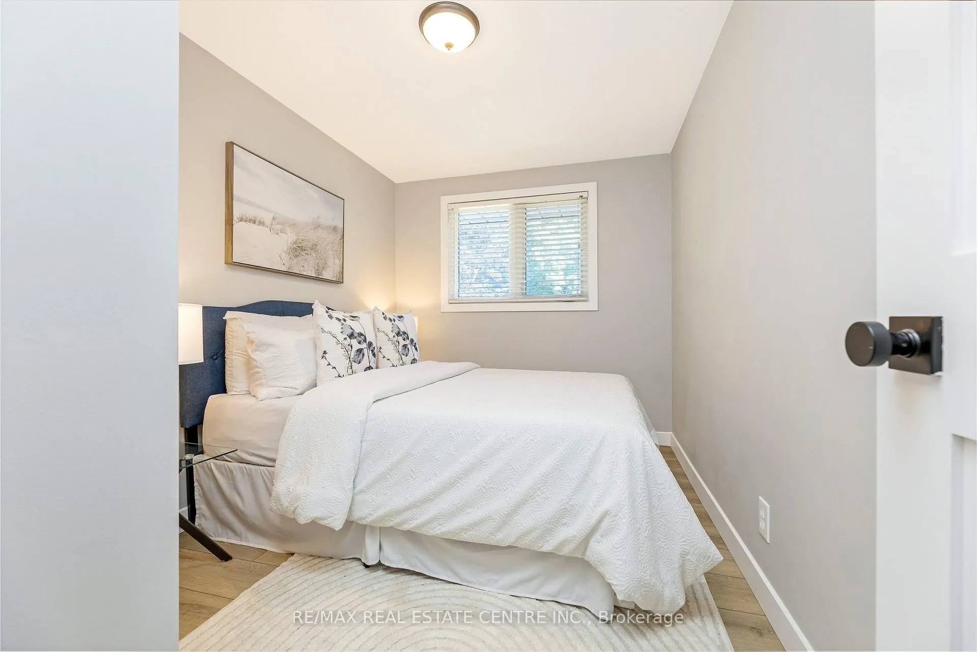 Photo 19 of 12 Selkirk Court, Kitchener — HOMEH