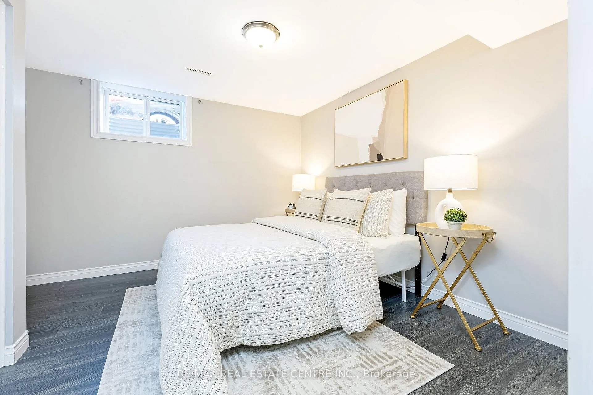 Photo 28 of 12 Selkirk Court, Kitchener — HOMEH