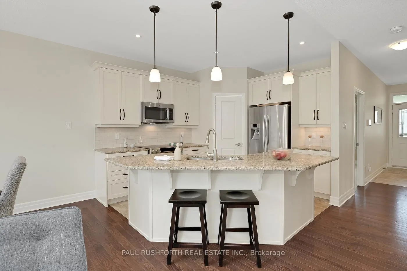 Photo 14 of 116 Elfin Grove, Ottawa, Kanata - Emerald Meadows/Trailwest — HOMEH