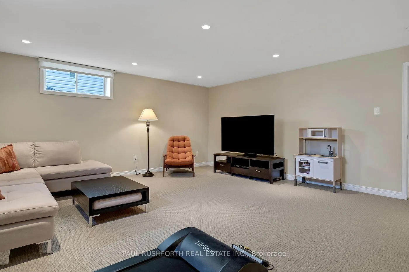 Photo 27 of 116 Elfin Grove, Ottawa, Kanata - Emerald Meadows/Trailwest — HOMEH