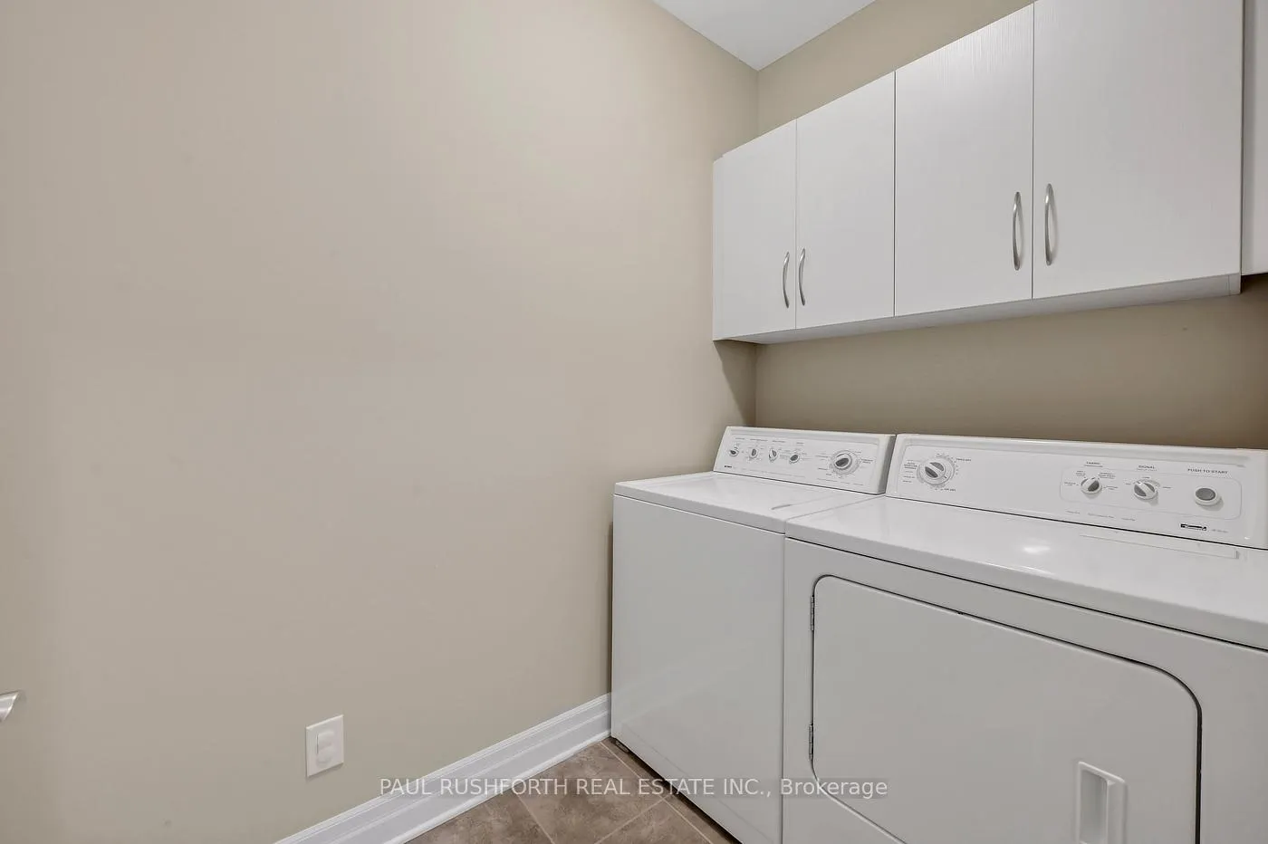 Photo 33 of 116 Elfin Grove, Ottawa, Kanata - Emerald Meadows/Trailwest — HOMEH
