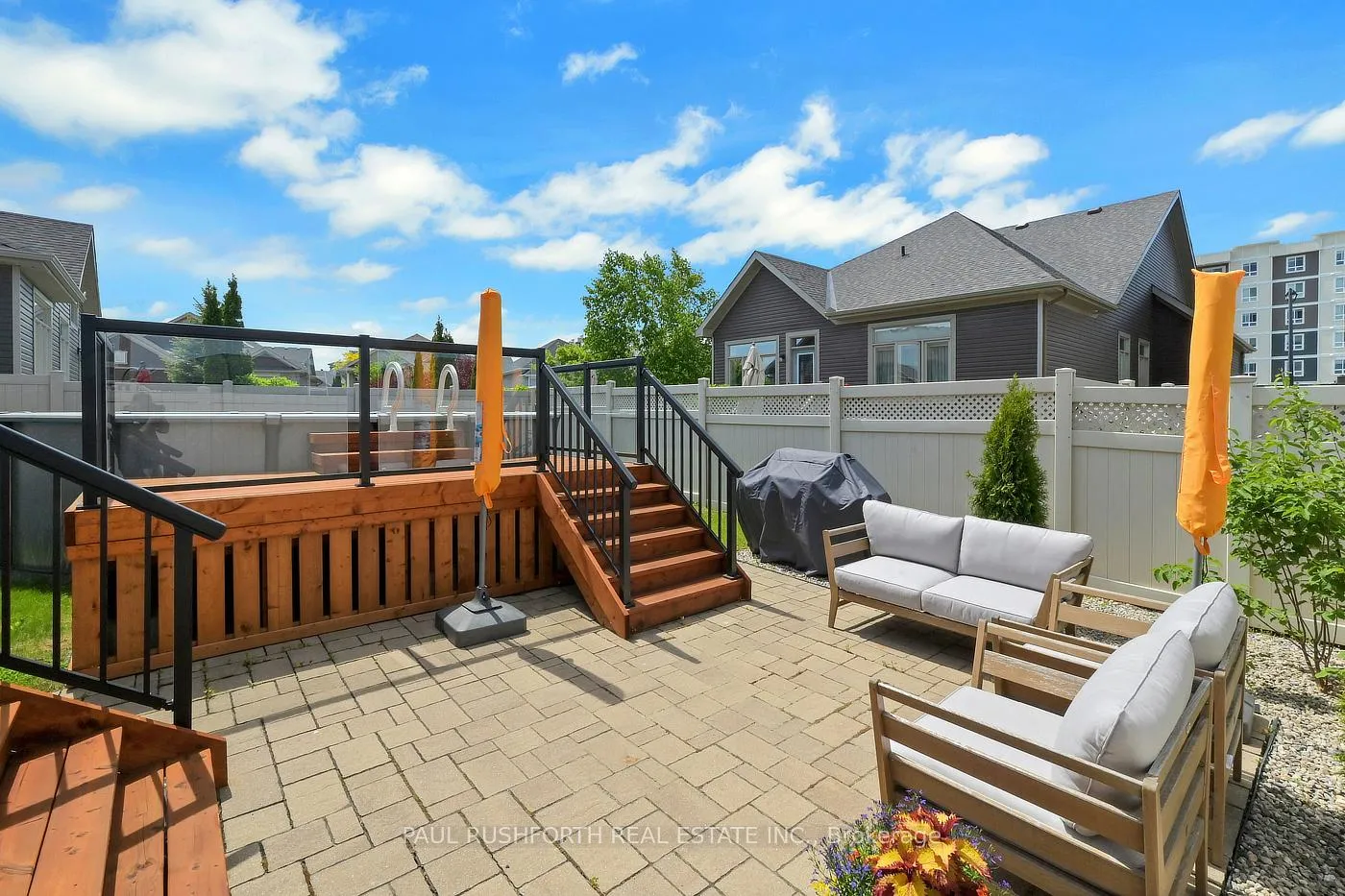 Photo 36 of 116 Elfin Grove, Ottawa, Kanata - Emerald Meadows/Trailwest — HOMEH