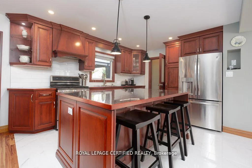 Photo 10 of 12 Kevinwood Drive, Caledon, Caledon Village — HOMEH