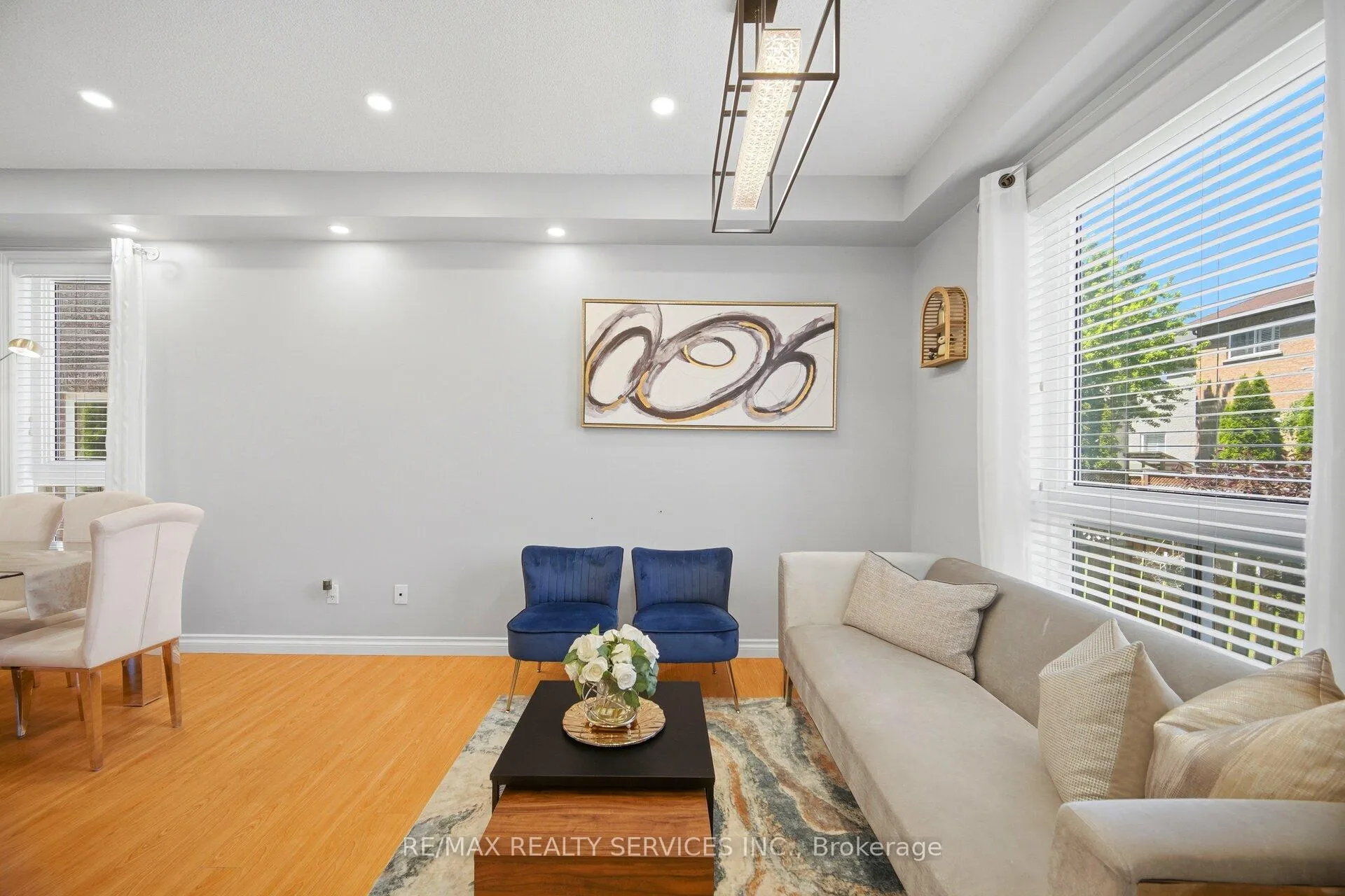 Photo 11 of 32 Ashdale Road, Brampton, Bram West — HOMEH