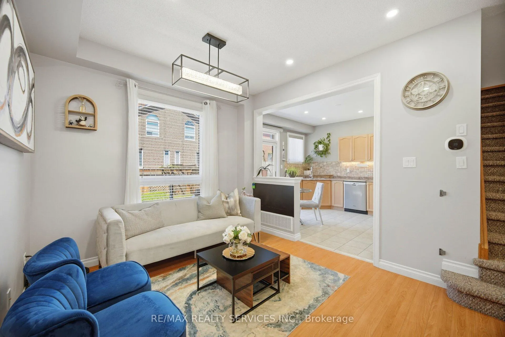 Photo 12 of 32 Ashdale Road, Brampton, Bram West — HOMEH