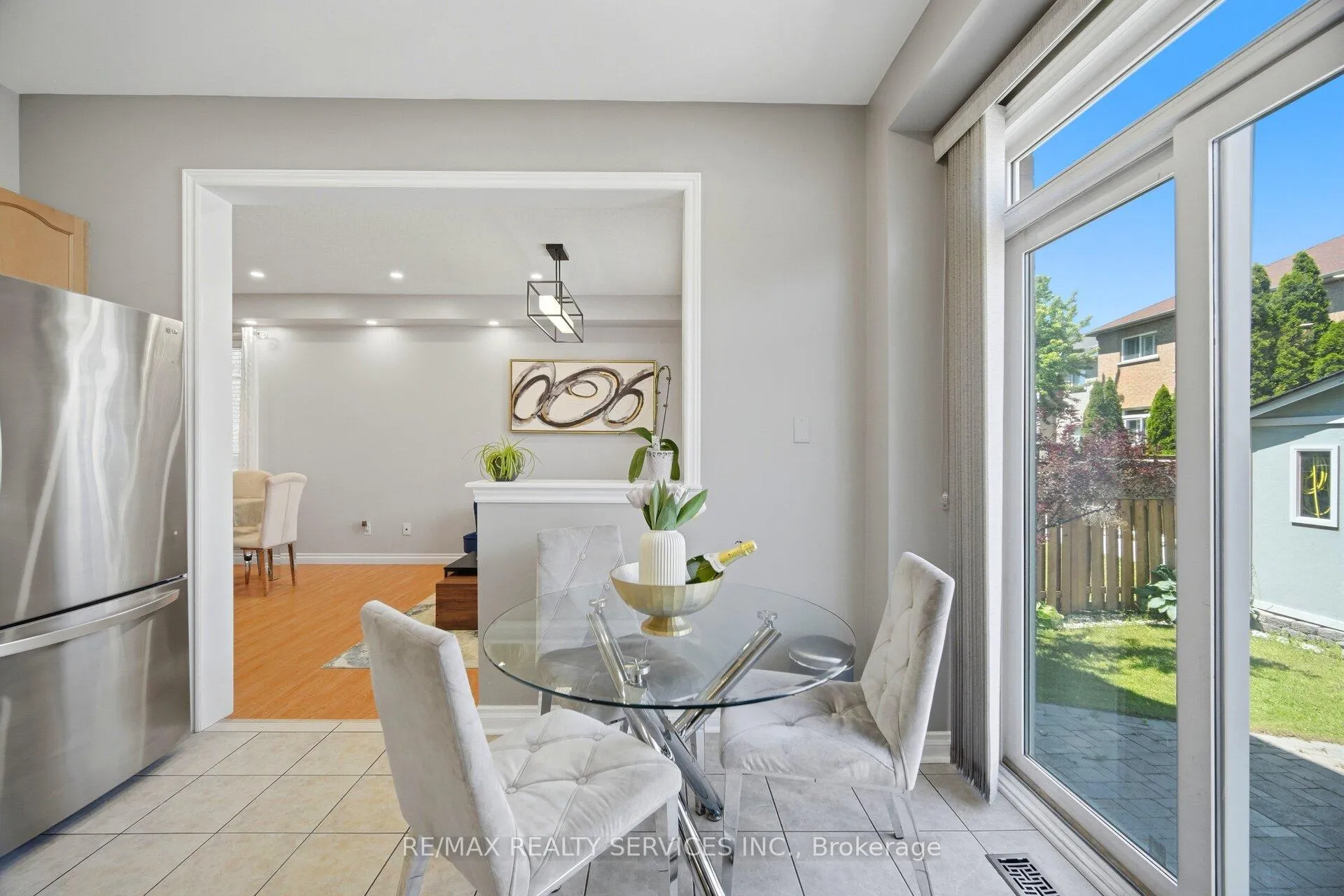 Photo 16 of 32 Ashdale Road, Brampton, Bram West — HOMEH