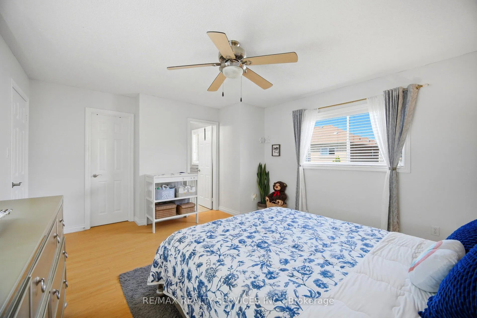 Photo 22 of 32 Ashdale Road, Brampton, Bram West — HOMEH