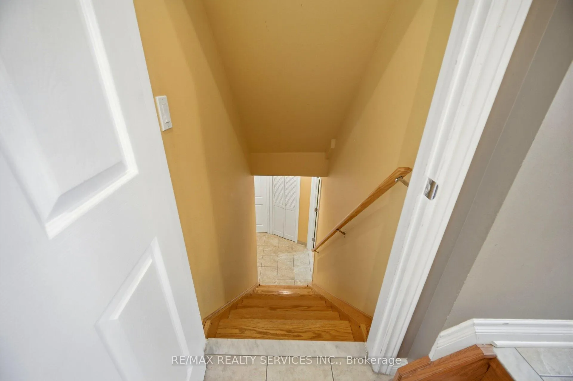 Photo 31 of 32 Ashdale Road, Brampton, Bram West — HOMEH