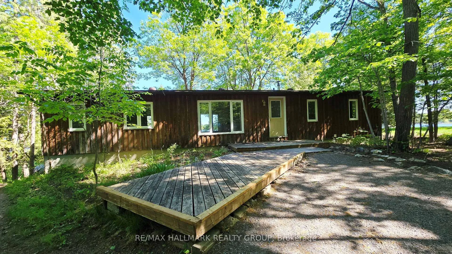 Photo 1 of 156 Dewolfe Street, Ottawa, Kinburn — HOMEH
