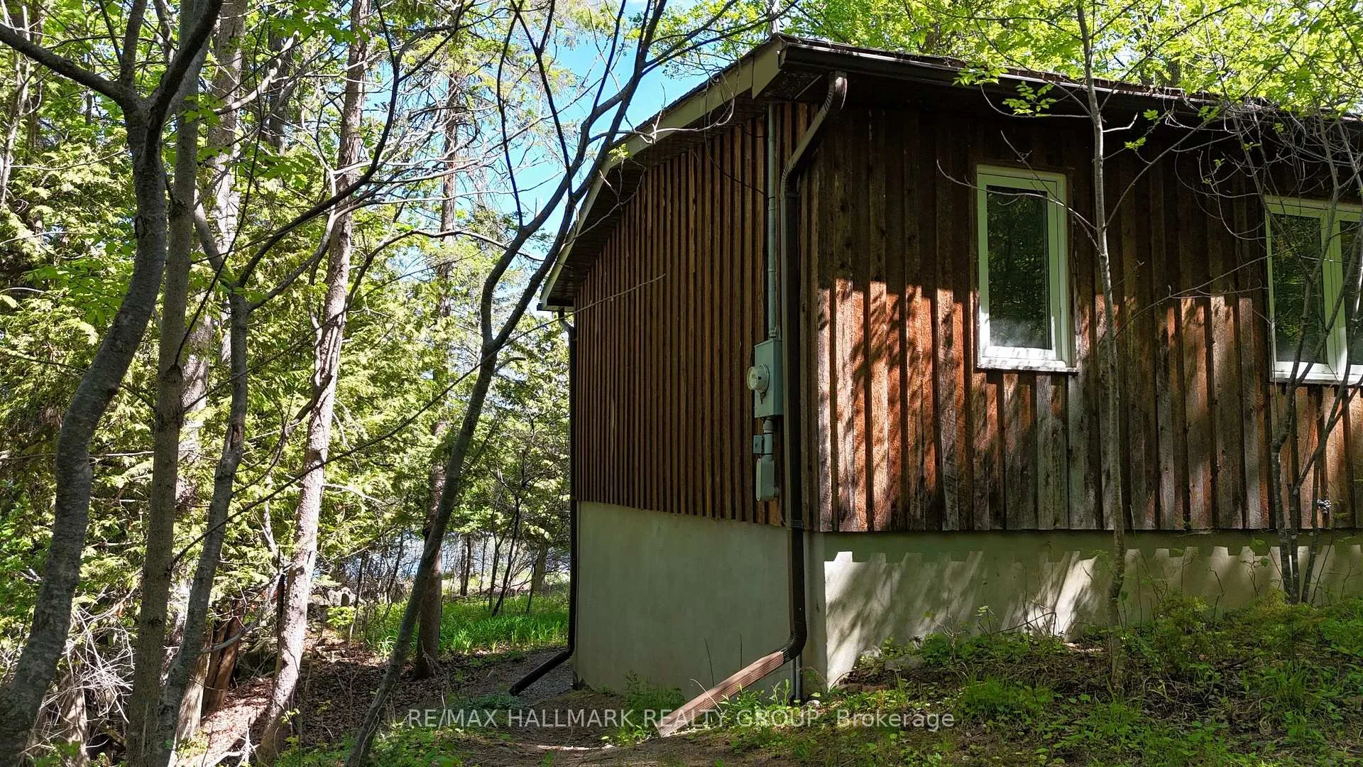 Photo 4 of 156 Dewolfe Street, Ottawa, Kinburn — HOMEH