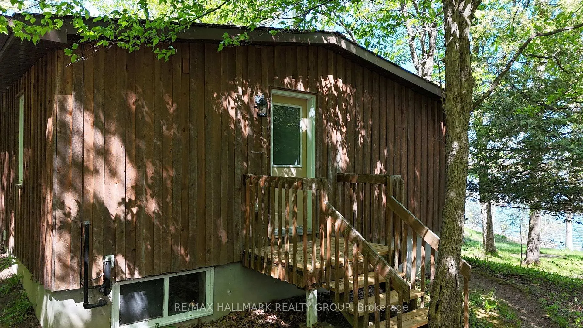Photo 5 of 156 Dewolfe Street, Ottawa, Kinburn — HOMEH