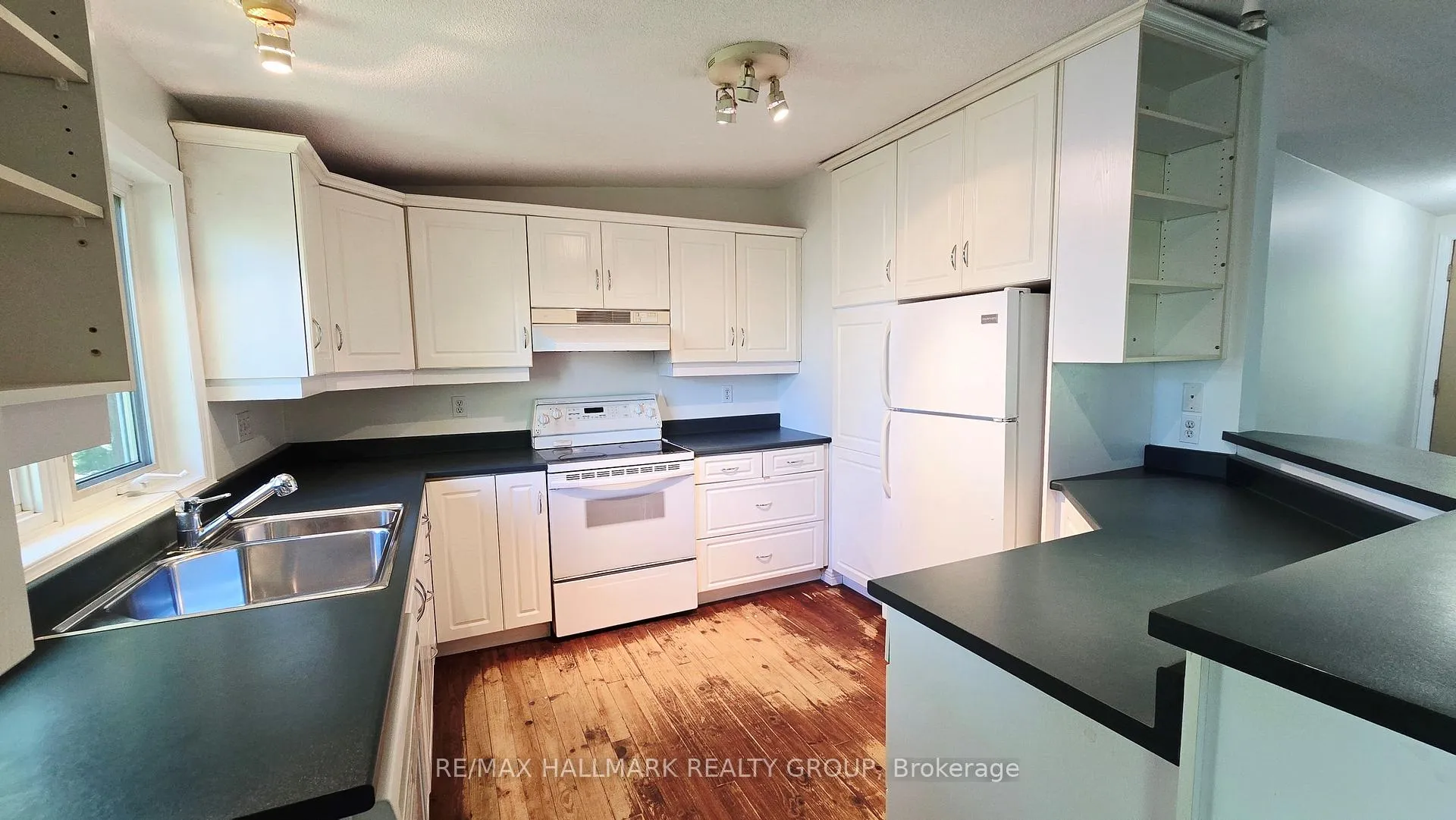 Photo 16 of 156 Dewolfe Street, Ottawa, Kinburn — HOMEH