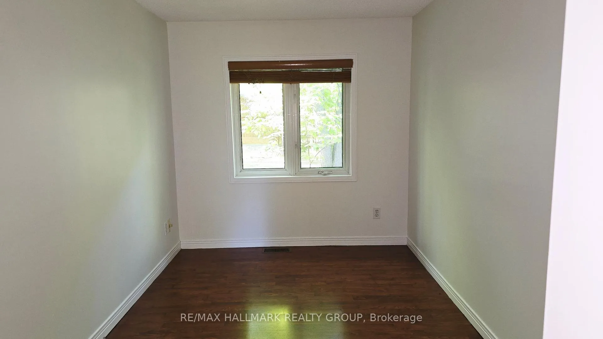 Photo 20 of 156 Dewolfe Street, Ottawa, Kinburn — HOMEH