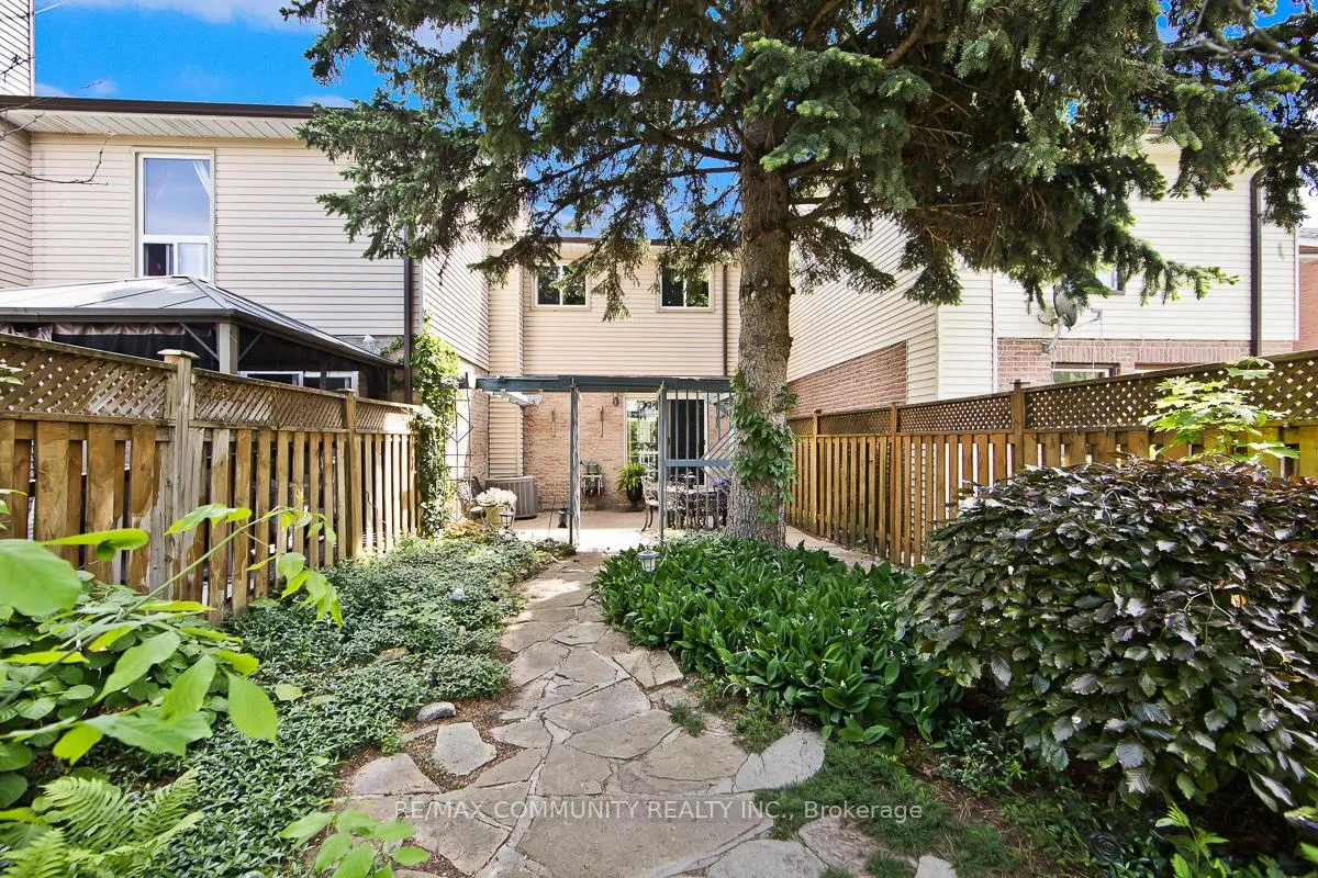Photo 25 of 283 Braymore Boulevard, Scarborough, Rouge — HOMEH