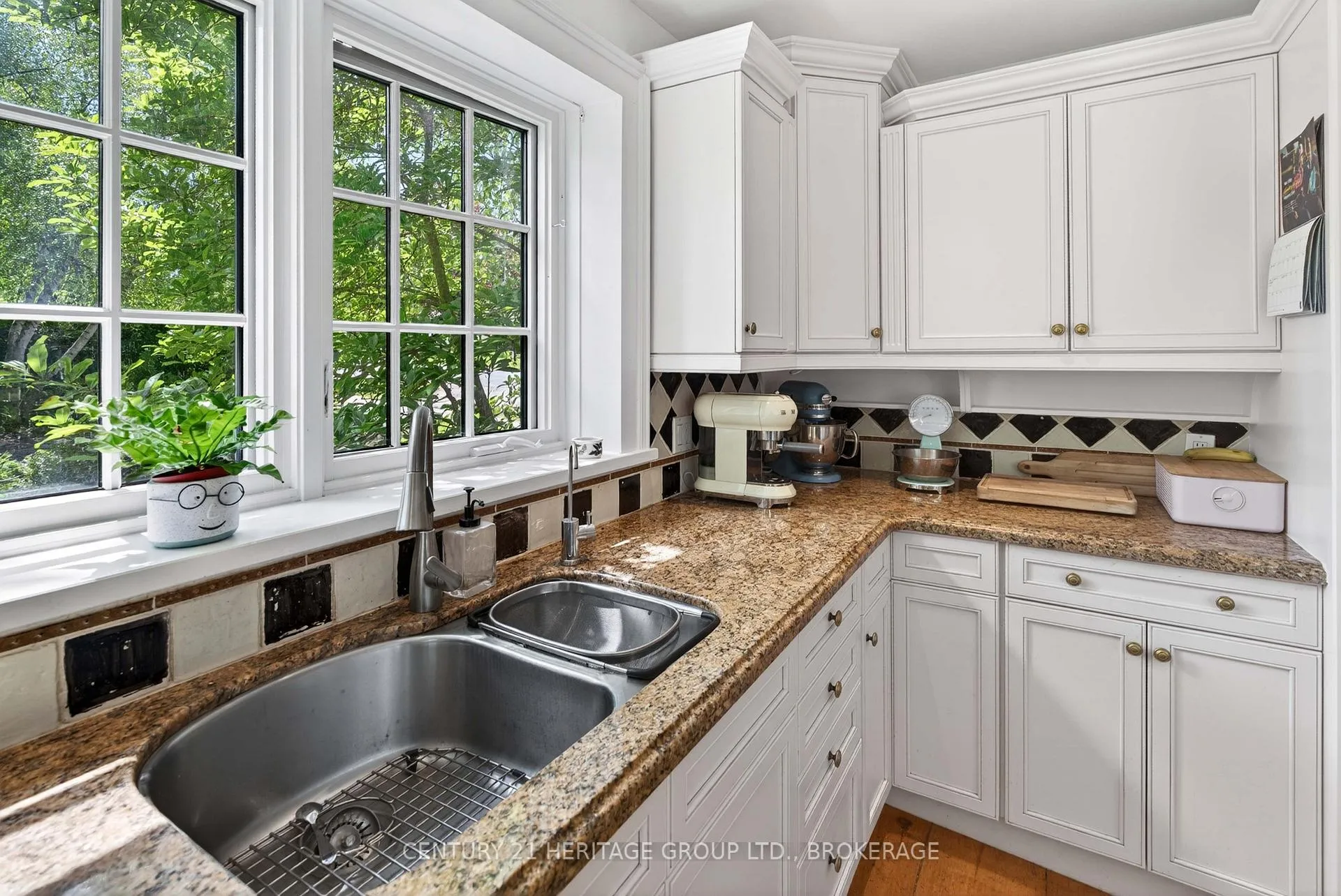 Photo 11 of 136 Old Danforth Road, Alnwick/Haldimand, Grafton — HOMEH