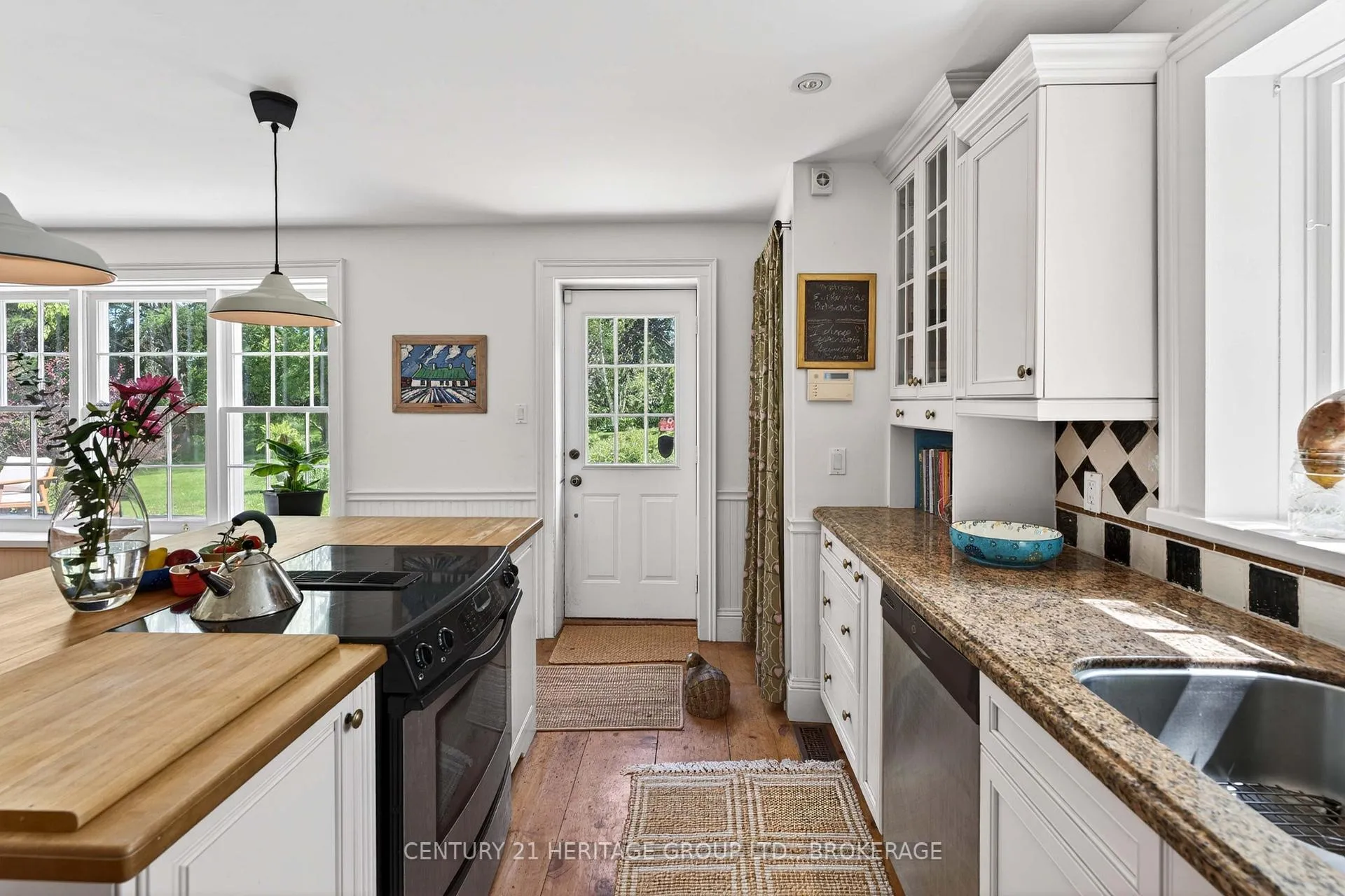 Photo 12 of 136 Old Danforth Road, Alnwick/Haldimand, Grafton — HOMEH