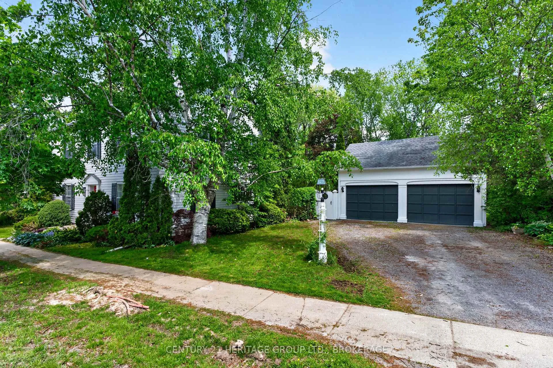 Photo 20 of 136 Old Danforth Road, Alnwick/Haldimand, Grafton — HOMEH