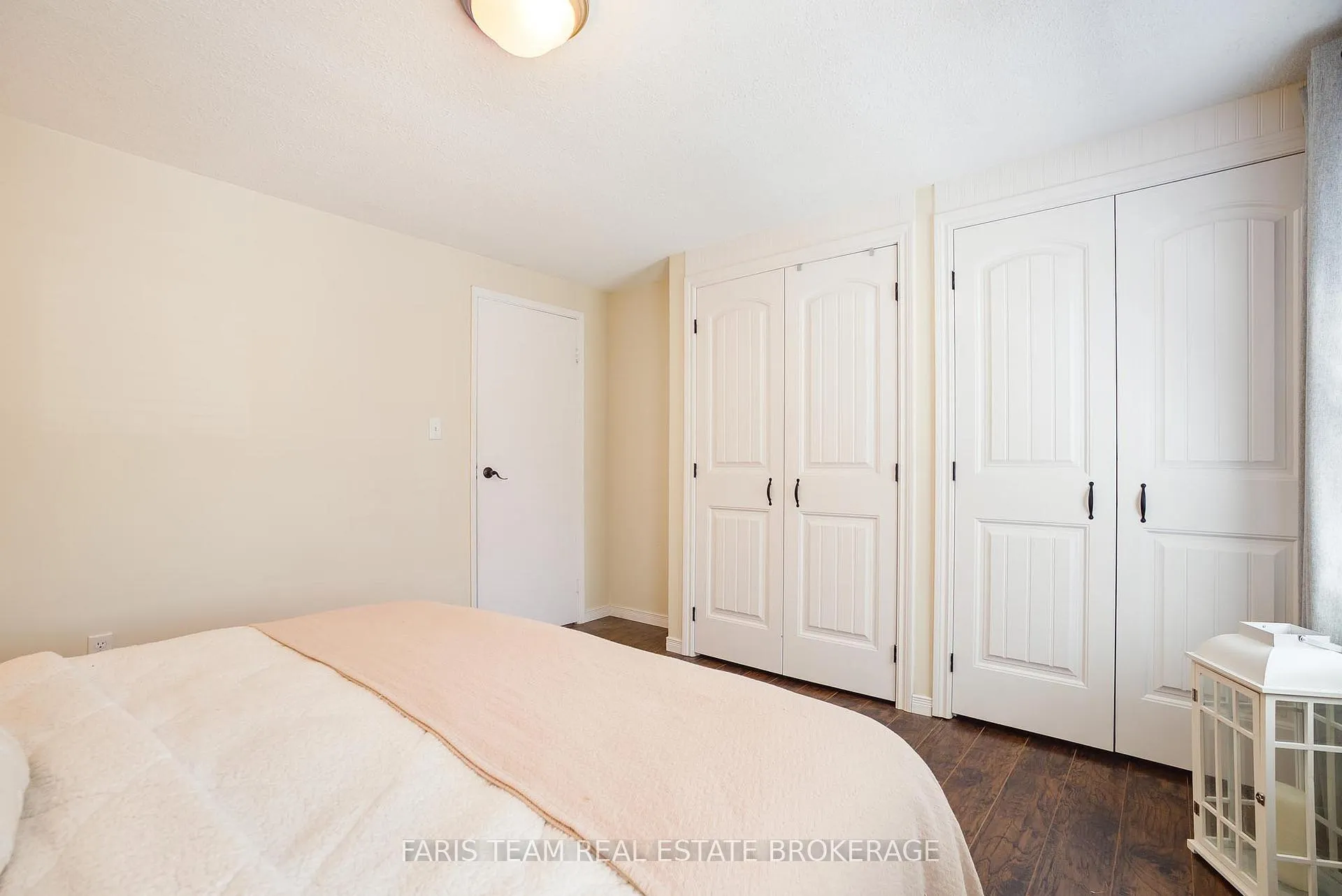 Photo 17 of 37 Wilde Place, Barrie, Letitia Heights — HOMEH