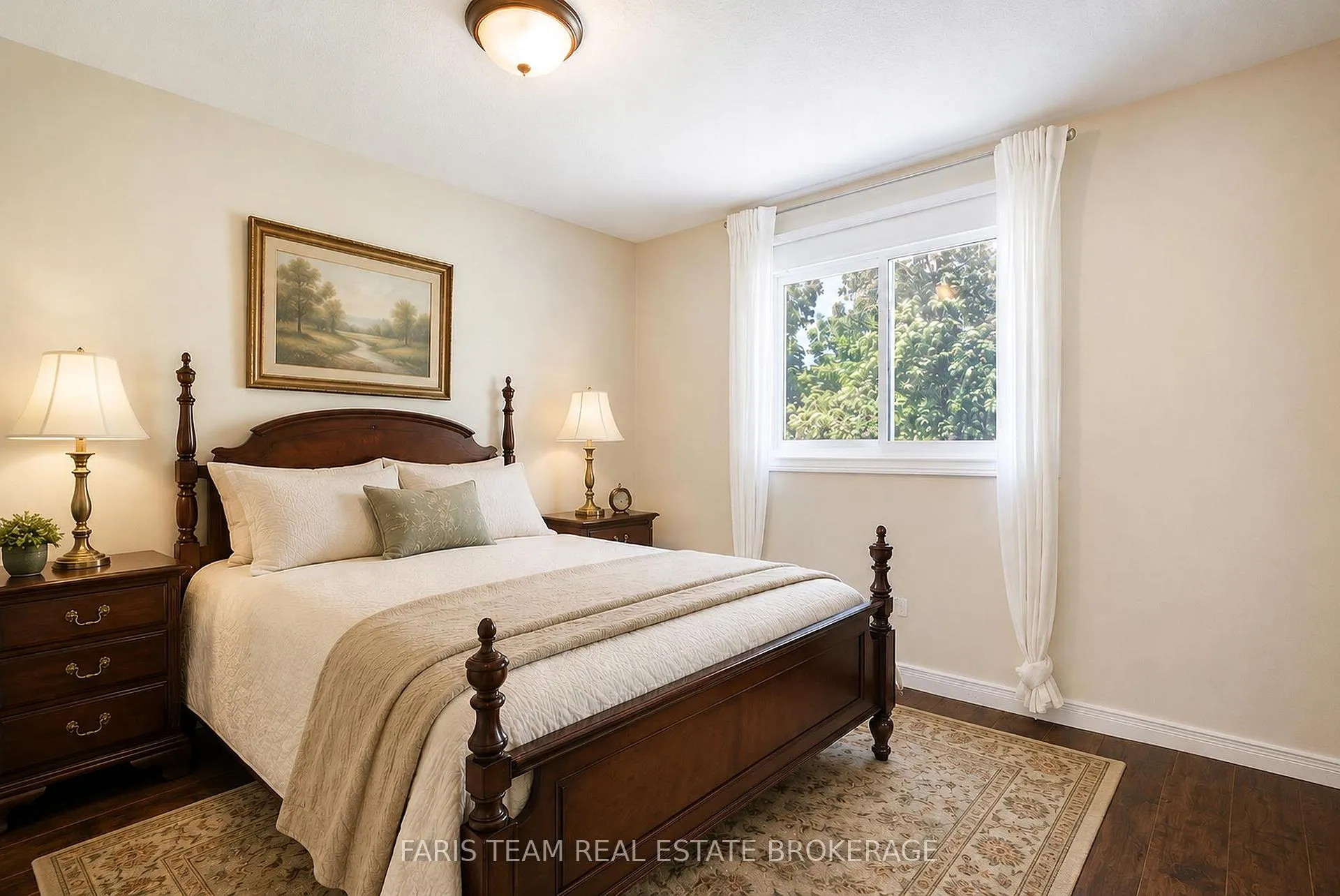 Photo 18 of 37 Wilde Place, Barrie, Letitia Heights — HOMEH