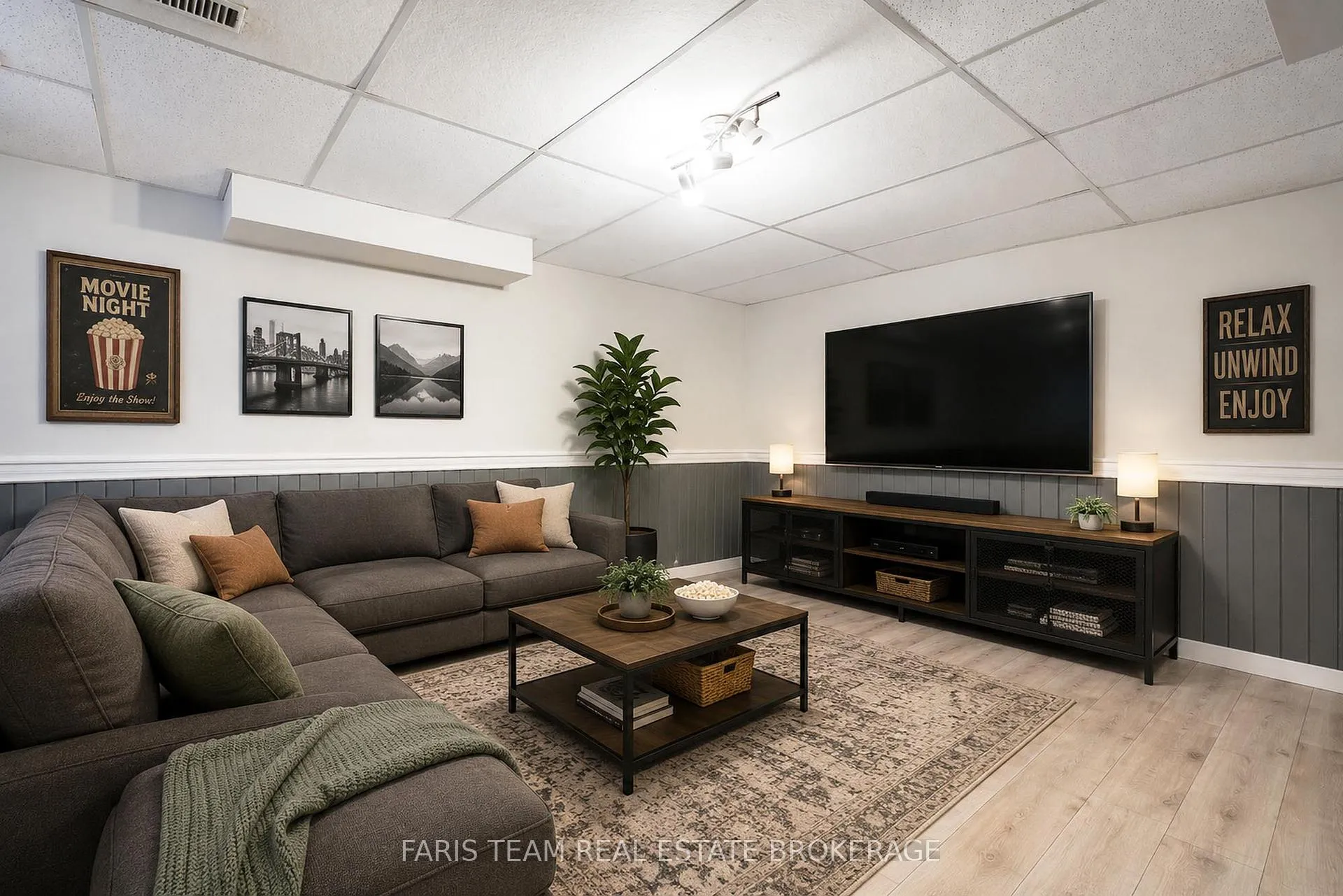 Photo 27 of 37 Wilde Place, Barrie, Letitia Heights — HOMEH