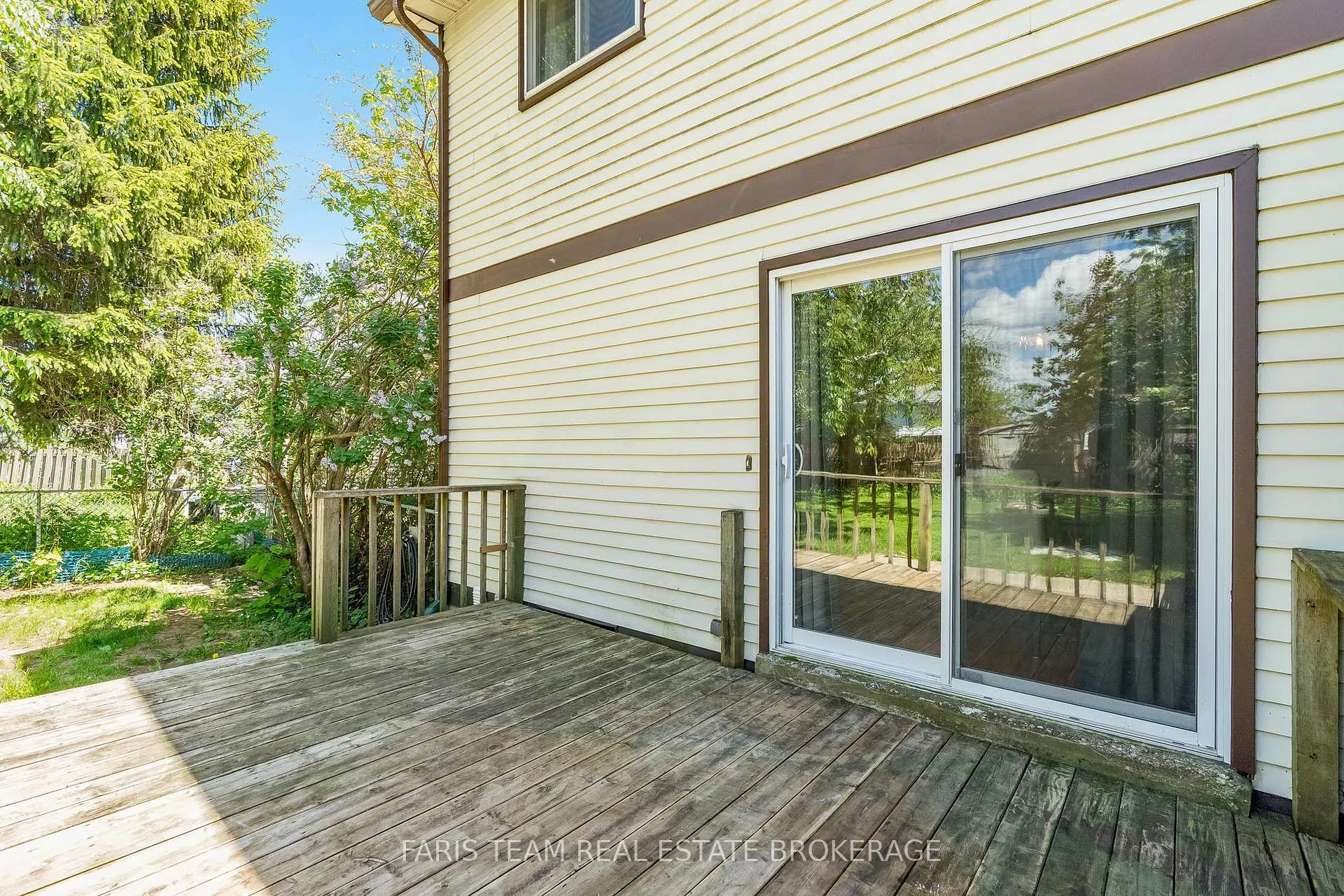 Photo 33 of 37 Wilde Place, Barrie, Letitia Heights — HOMEH