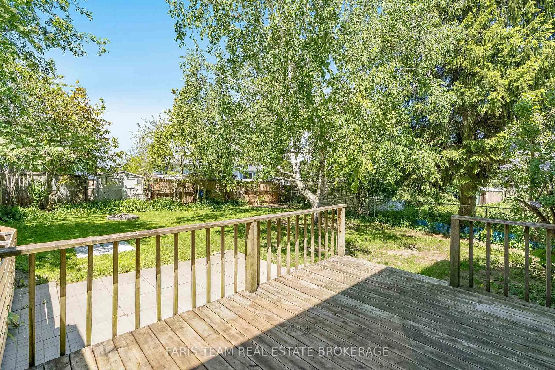 Photo 34 of 37 Wilde Place, Barrie, Letitia Heights — HOMEH