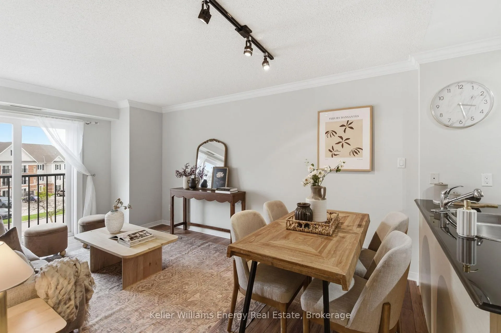 Photo 13 of Unit 301, 90 Aspen Springs Drive, Clarington, Bowmanville — HOMEH