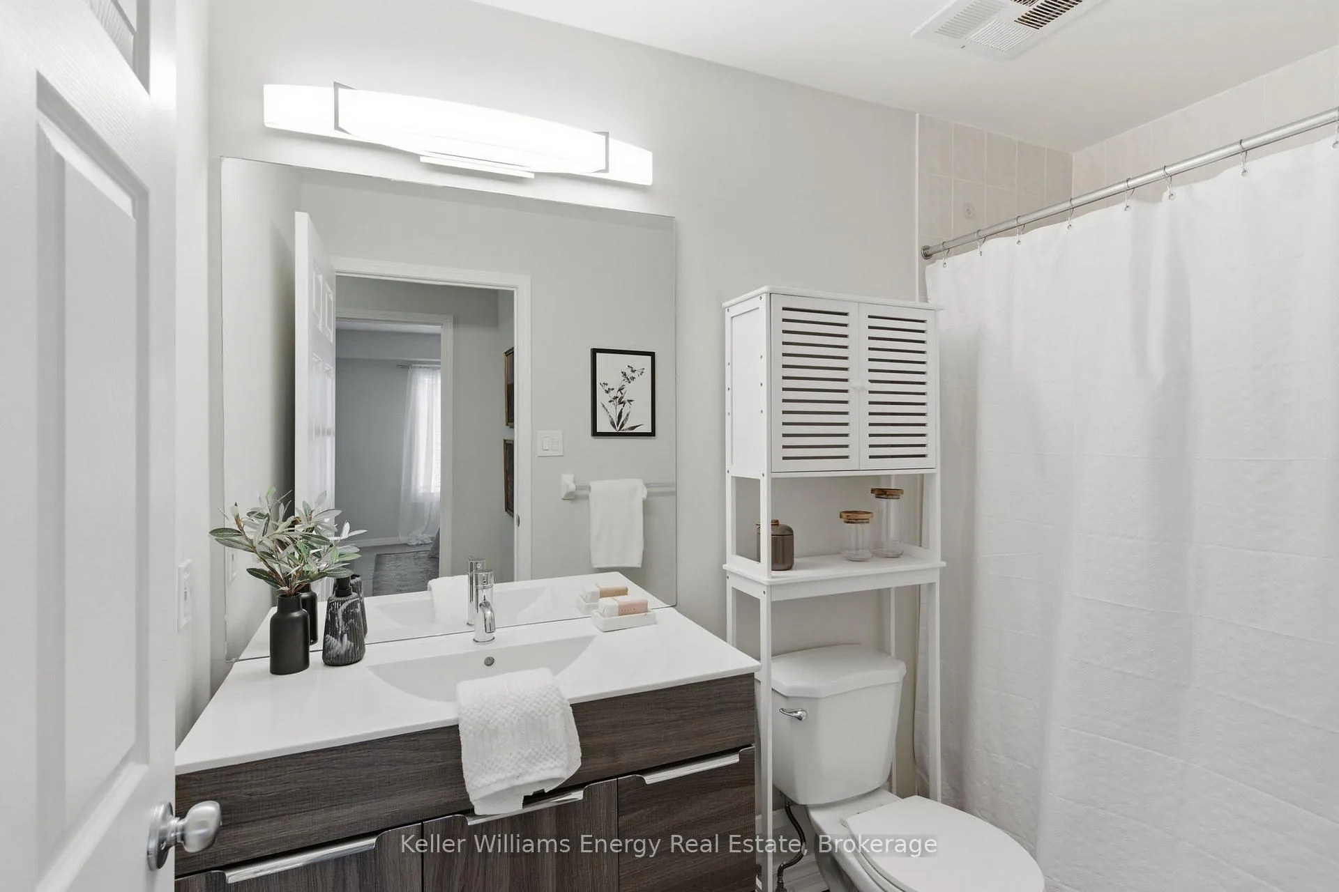 Photo 15 of Unit 301, 90 Aspen Springs Drive, Clarington, Bowmanville — HOMEH