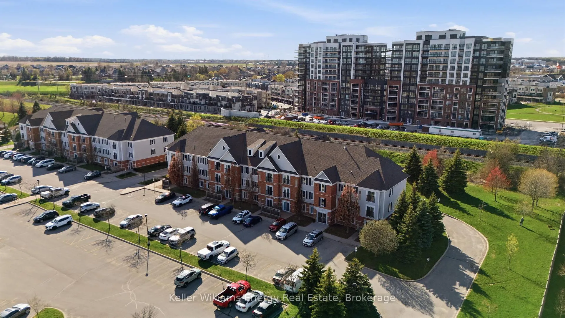 Photo 33 of Unit 301, 90 Aspen Springs Drive, Clarington, Bowmanville — HOMEH