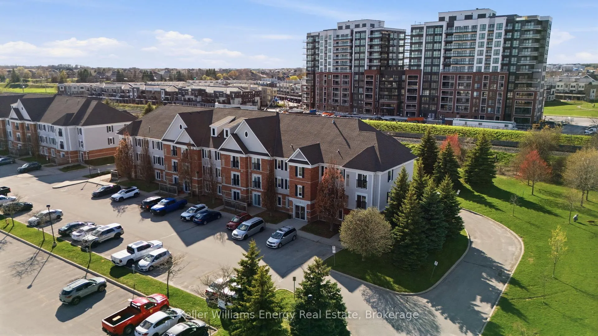 Photo 34 of Unit 301, 90 Aspen Springs Drive, Clarington, Bowmanville — HOMEH