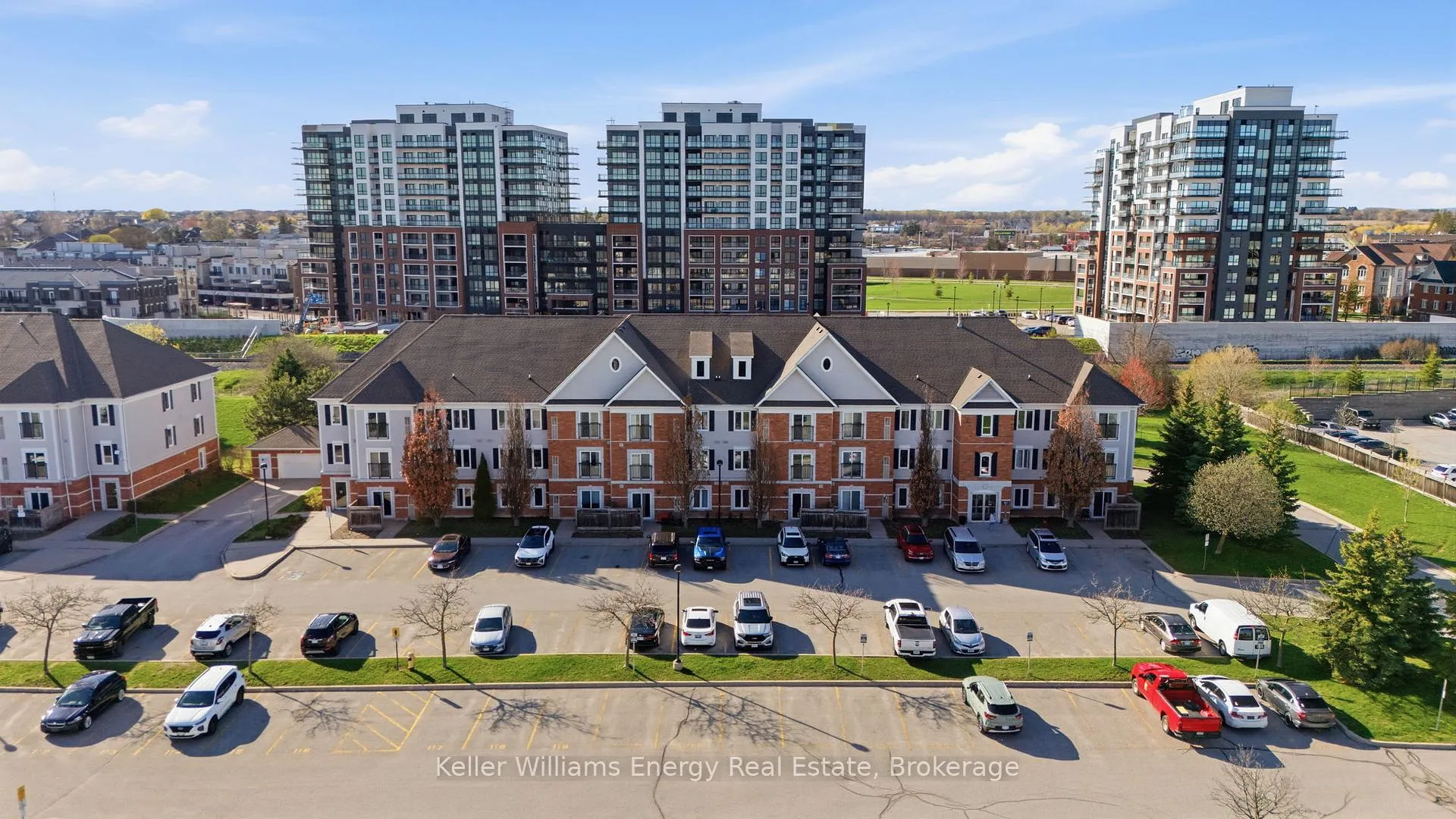 Photo 35 of Unit 301, 90 Aspen Springs Drive, Clarington, Bowmanville — HOMEH
