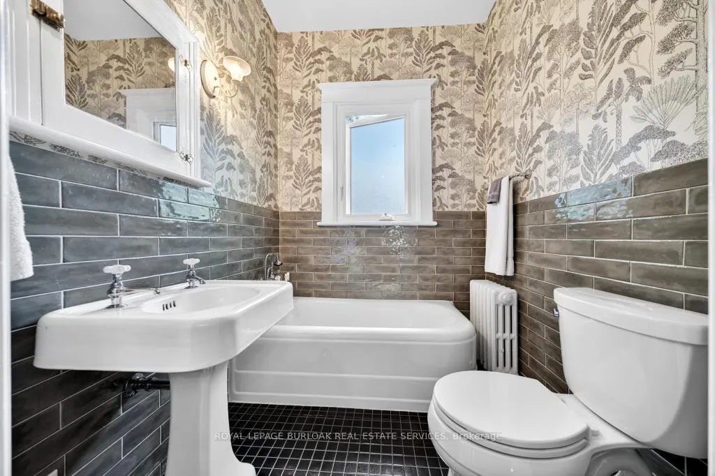 Photo 15 of 35 Burris Street, Hamilton, Gibson — HOMEH