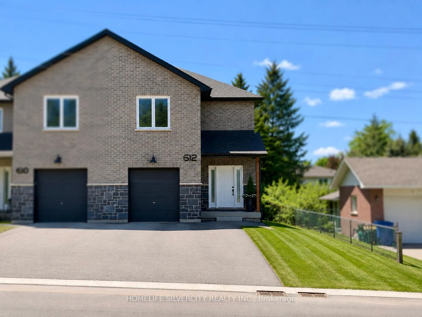 Front of 612 Owen Sound Street