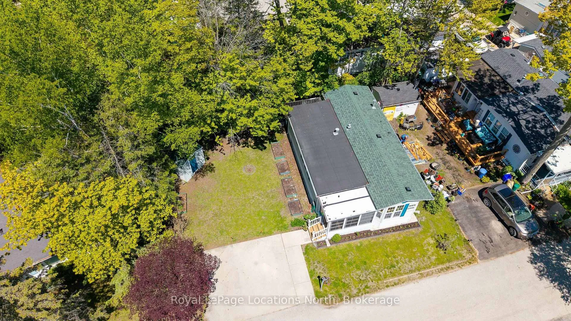 Photo 3 of 55 Topaz Street, Wasaga Beach — HOMEH