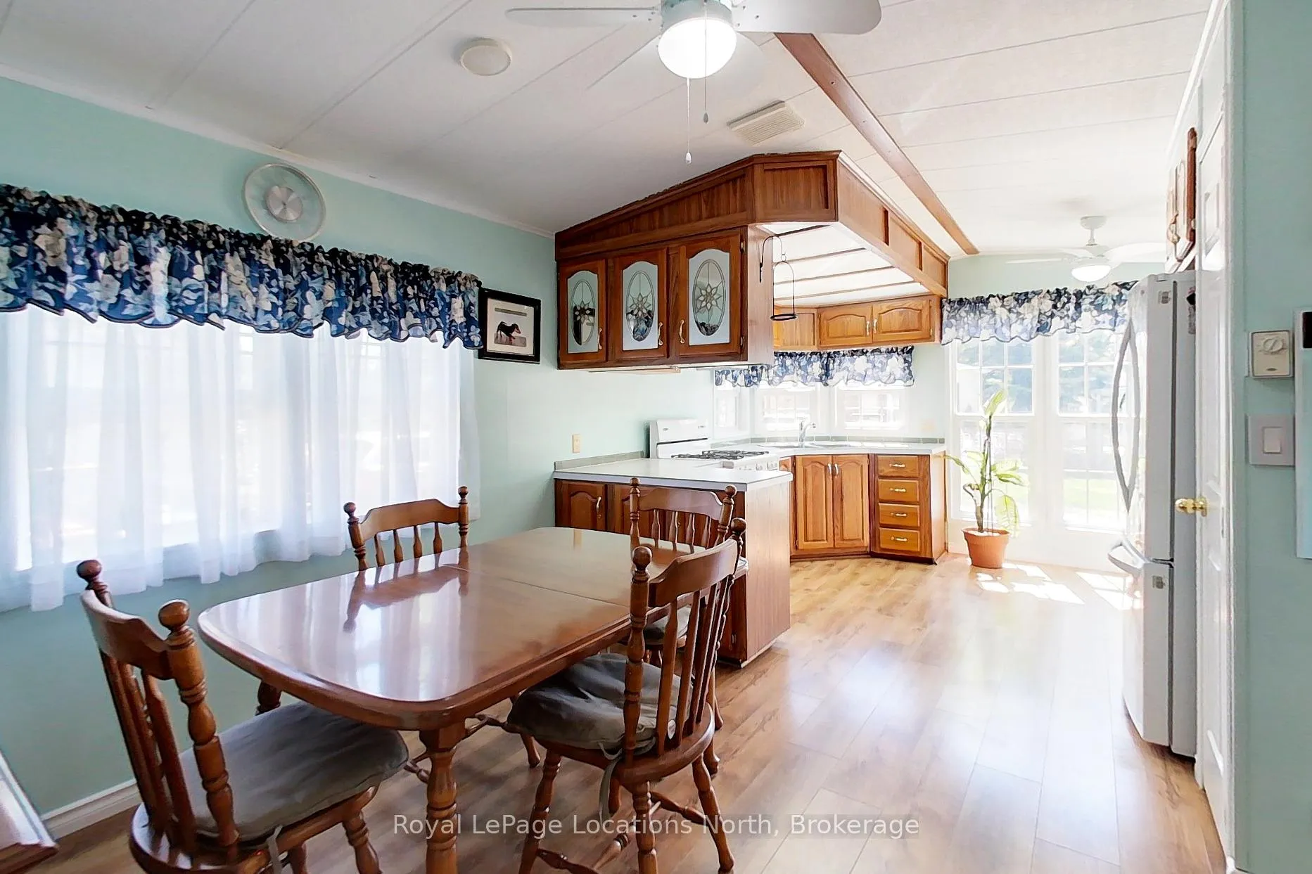 Photo 9 of 55 Topaz Street, Wasaga Beach — HOMEH